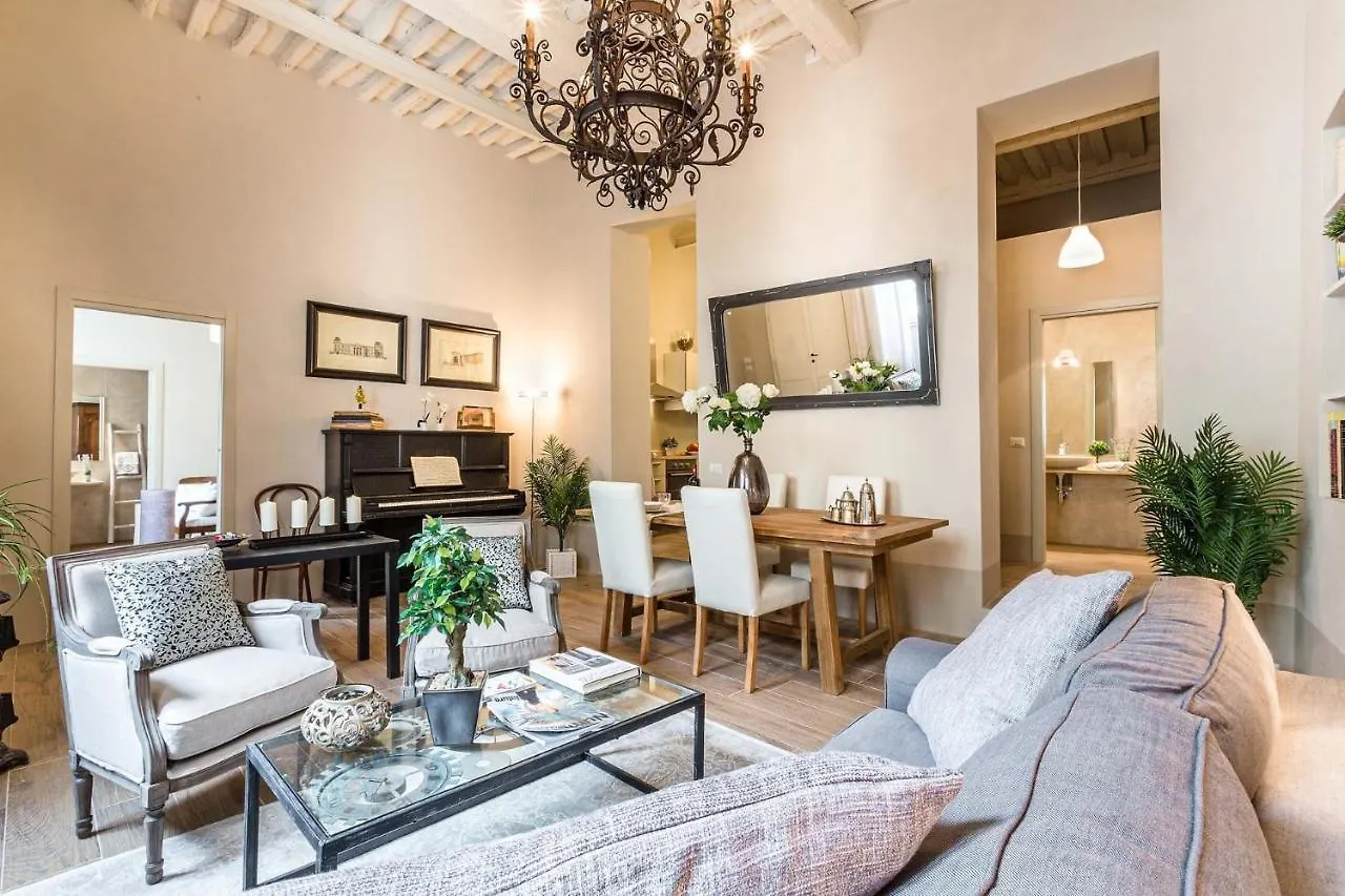 Casa Janca, Find Sanctuary At Extraordinary Rates! Luxury Smart Apartment In Central Lucca