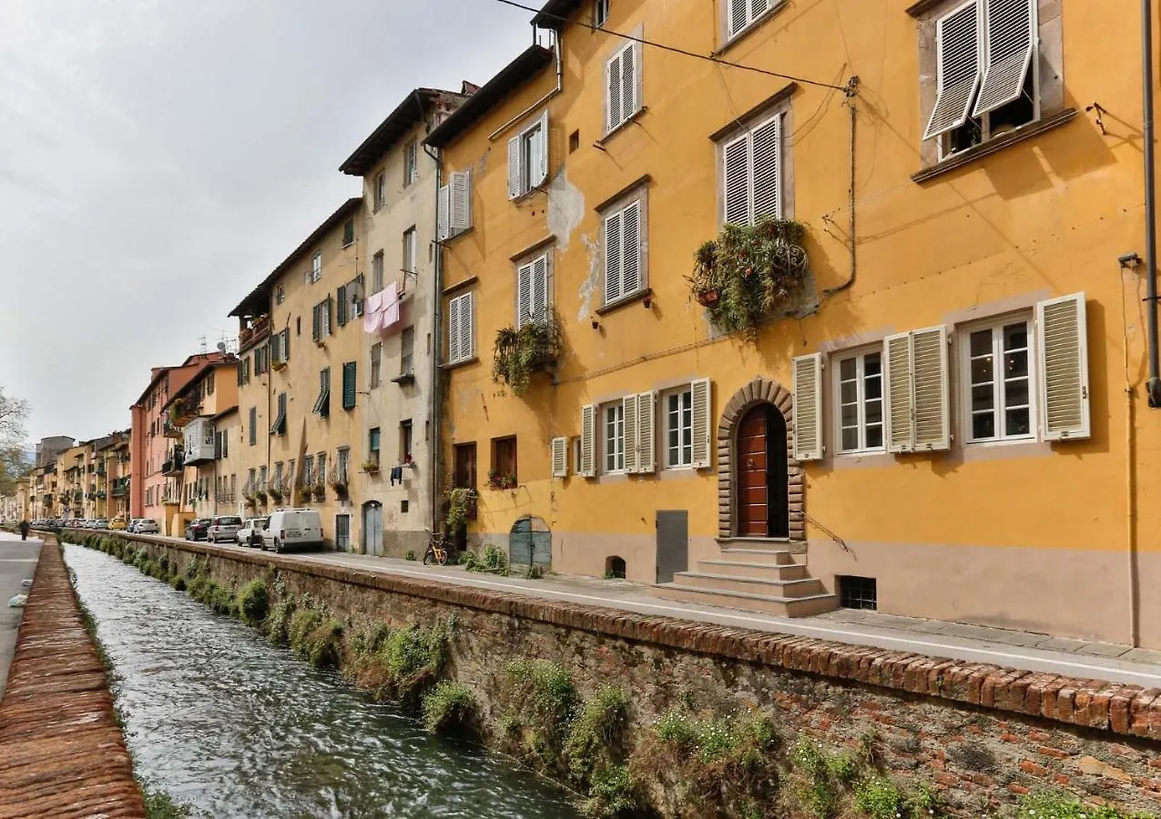 Casa Janca, Find Sanctuary At Extraordinary Rates! Luxury Smart Apartment In Central Lucca